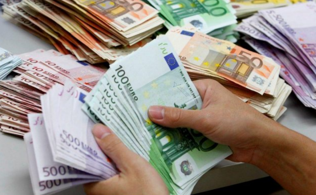 Banka e Shqipërisë bleu 826 milionë euro për 9-mujorin 2025